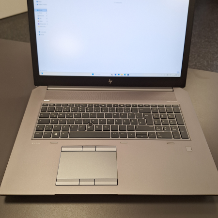 Prenosnik, HP Zbook 17 G6 Mobile Workstation... ugodna cena / kvaliteta A-