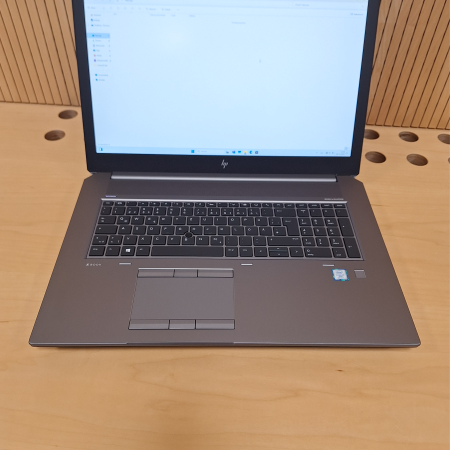 Prenosnik, HP Zbook 17 G6 Mobile Workstation... ugodna cena / kvaliteta A- 